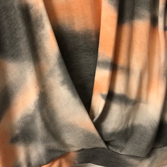 NWT Perfectly Priscilla Tie Dyed Pullover Size XL - Picture 5 of 8